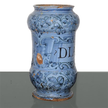 Albarello da farmacia in maiolica con iscrizione centrale diacartamo, 17°/18° secolo