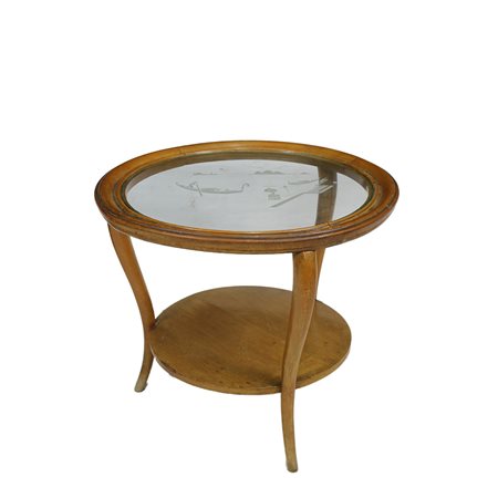 TAVOLINO DI FORMA CIRCOLARE 