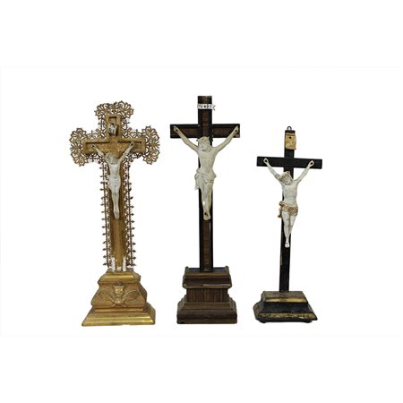 LOTTO DI 3 CROCIFISSI 