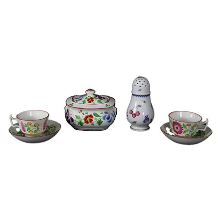 LOTTO COMPOSTO DA 12 OGGETTI VARI