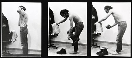 LAMBERTO CALZOLARI 1930 Senza titolo, 1975 27 fotografie, cm. 17,5 x 12,5...