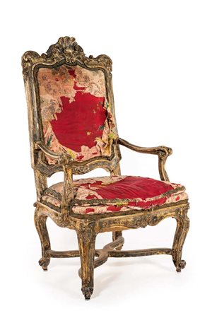 Poltrona da parata in legno intagliato e dorato, XVIII secolo cm 127x70x60...