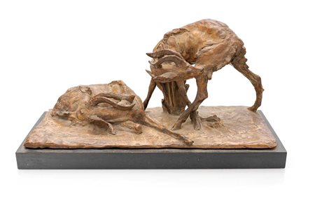 Guido Cacciapuoti Napoli 1892 - 1953 Due antilopi terracotta cm 17x33x14,5...