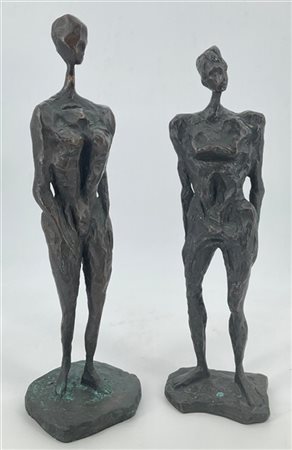 Gianluigi Giudici Due sculture in bronzo raffiguranti rispettivamente figura fem