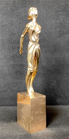 Mario Rossello Scultura multiplo in bronzo dorato
h cm 43,5
firmata e numerata 2