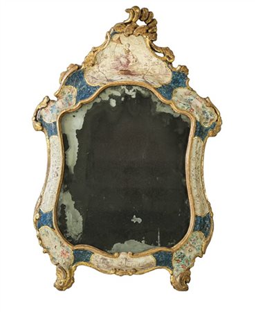 Specchiera da toilette in legno intagliato, dipinto, laccato e dorato di forma