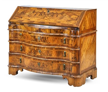 Ribalta lastronata in noce e radica di noce con filettature, fronte mosso a tre