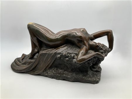 Costantino Barbella "Ebrezza" Roma, 1912
scultura in bronzo (cm 34x66x26) 
reca