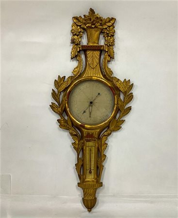 Barometro a mercurio con termometro a stelo, cassa in legno intagliato e dorato