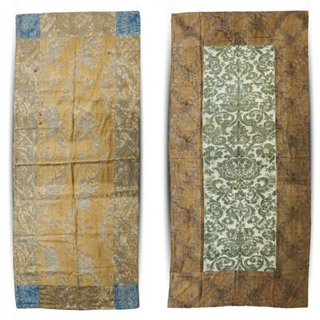 Manifattura di Mariano Fortuny, Venezia, inizio secolo XX. Lotto composto da du