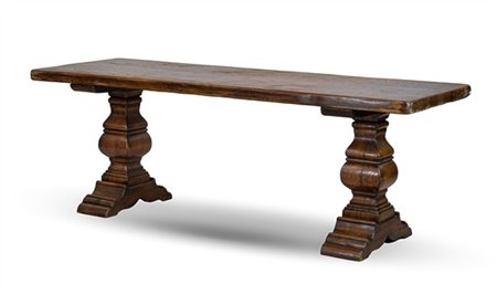 Tavolo con piano rettangolare e doppio sostegno a balaustro con piedi mossi (cm