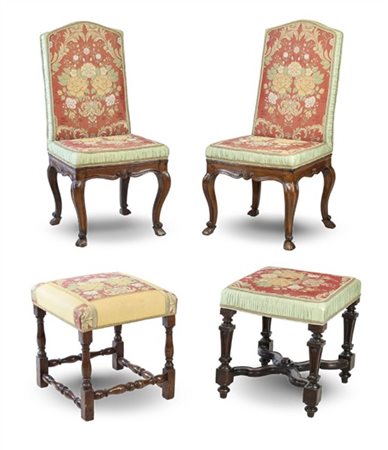 Lotto composto da coppia di sedie in noce con bordure scanalate e gambe termina