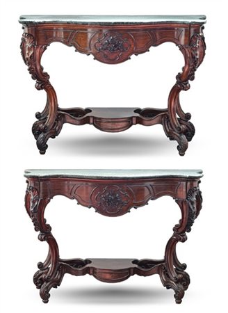 Coppia di console in mogano intagliato con quattro gambe a voluta contrapposta