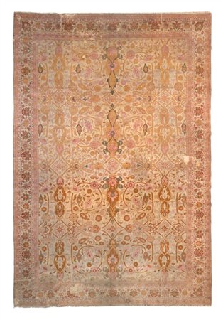 Tappeto Amritzar, India, fine secolo XIX. Decoro all over nei toni del rosa, ca