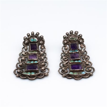 Orecchini gioiello della designer Matilde Poulat