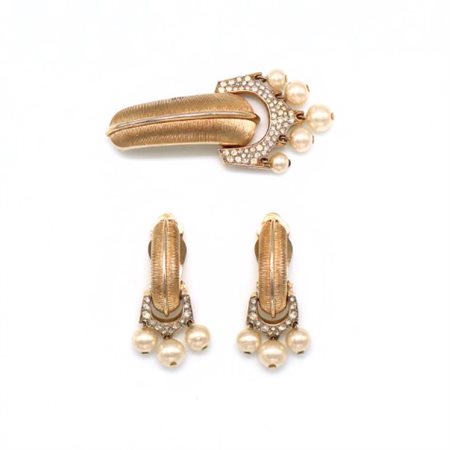 Rara Demi Parure Trifari