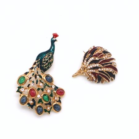 Lotto di 2 spille Cascio