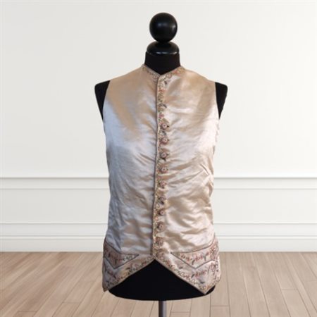 Gilet XVIII secolo in lino color bianco panna