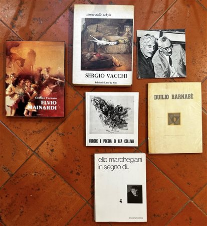  
Lotto composto da 6 libri 
 