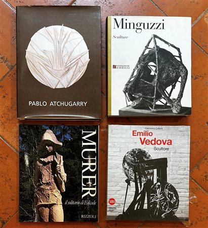  
Lotto composto da 4 libri 
 