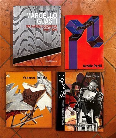  
Lotto composto da 4 libri 
 