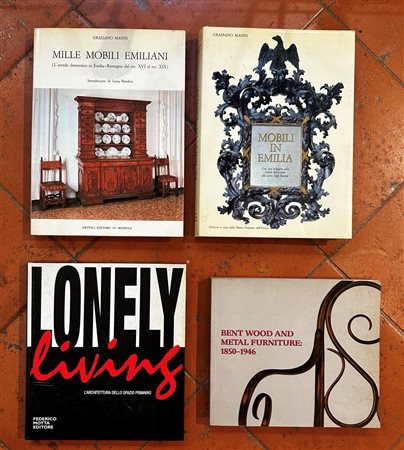  
Lotto composto da 4 libri 
 