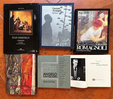  
Lotto composto da 6 libri 
 