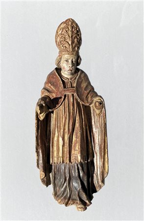 Alpenländisch, um 1700/Regione alpina, 1700 ca. Due santi vescovi;Legno...