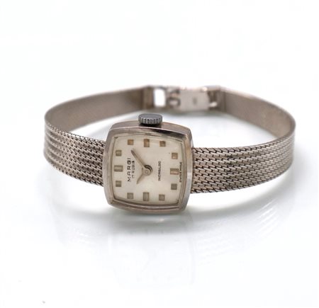 Orologio da donna in oro bianco con bracciale Avia