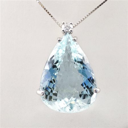 Collana in oro bianco 18 kt con acquamarina