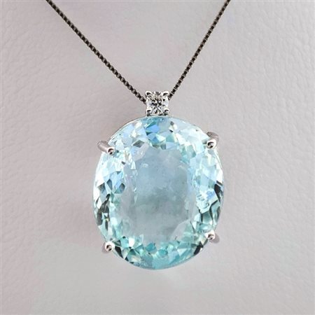 Collana in oro bianco 18 kt con acquamarina