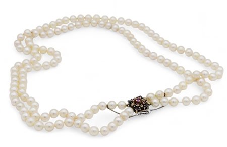 Collana in perle a due fili