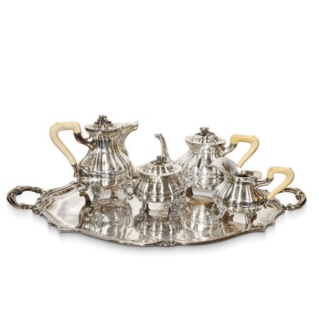 Servizio in argento 800 composto da: caffettiera, teiera, lattiera, zuccheriera e grande vassoio con manici