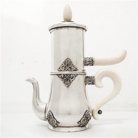 Caffettiera alla napoletana in argento 800 riporti in osso e decori floreali a rilievo