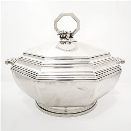 Zuppiera in argento 900 con presa ad anello