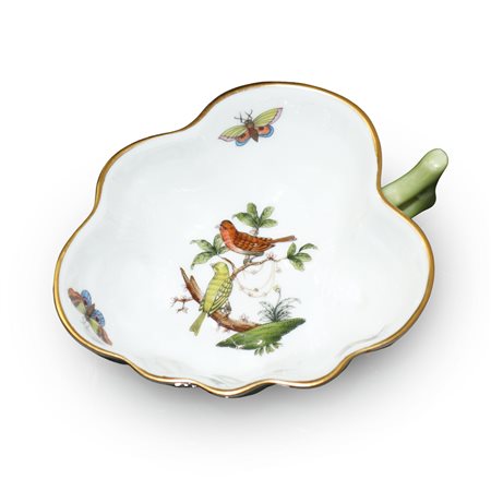 Herend  Hungary (Herend 1826)  - Ciotolina in porcellana Herend Rothschild a forma di foglia