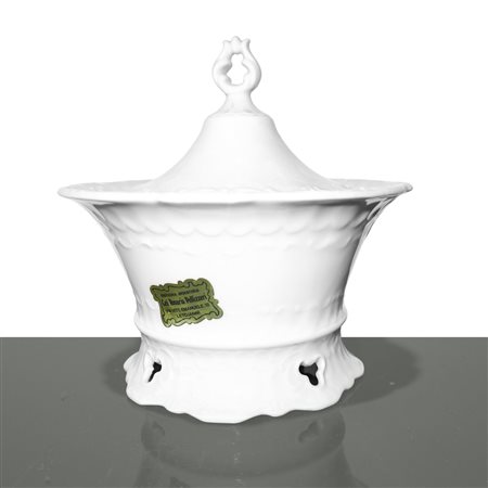 Bavaria Johann seltmann vohenstrauß - Poutiche centrotavola in porcellana bianca con presa sul coperchio