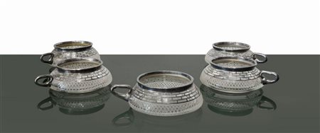 N. 5 salsiere in vetro e decorazioni color argento.