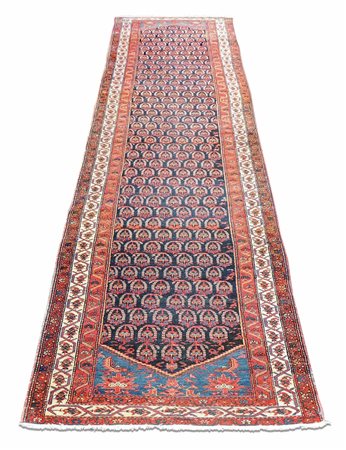 TAPPETO GALLERIA PERSIANO fondo blu notte, campo con motivi stilizzati nei...