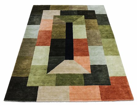 TAPPETO MANIFATTURA MODERNA campo multicolore con disegno geometrico nei toni...