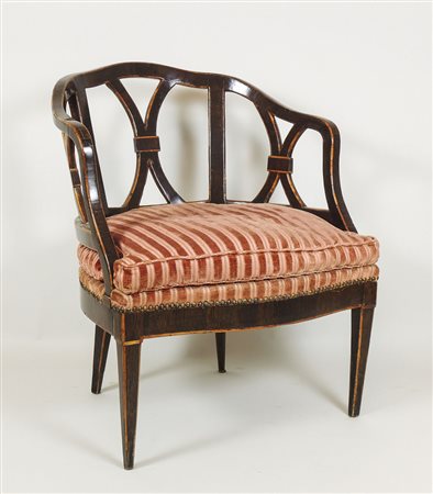 POLTRONCINA A POZZETTO IN MOGANO XIX secolo intarsiata con filettature,...