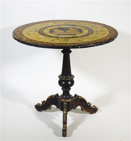 TAVOLINO CIRCOLARE XIX secolo piano in scagliola decorato con soggetti...