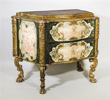 PICCOLO CASSETTONE IN LEGNO LACCATO E IN PARTE DORATO Sicilia, XVIII secolo...
