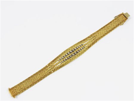 BRACCIALE IN ORO GIALLO E DIAMANTI ANNI SESSANTA diamanti cts 0,60 circa, gr...
