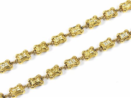 LUNGA CATENA IN ORO GIALLO E SMALTI POLICROMI leggere mancanze allo smalto...