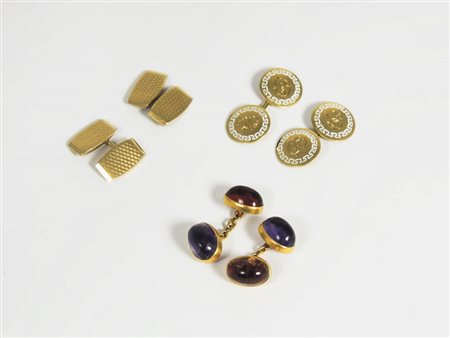 TRE PAIA DI GEMELLI IN ORO GIALLO, SMALTO, QUARZI AMETISTA E CITRINO gr 21,7...