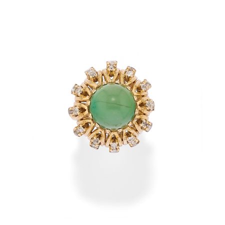 Anello con pietra dura  in oro giallo 18k 