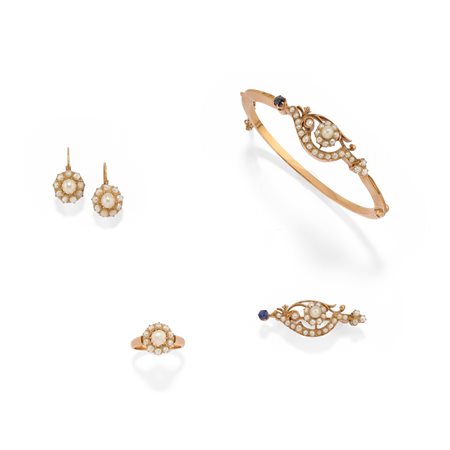 Parure con microperle  in oro rosso 18k