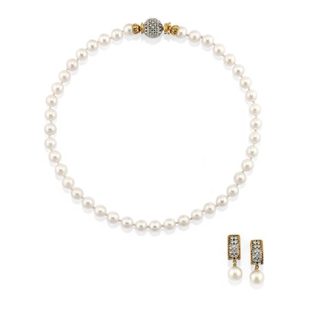 Demi-parure con perle  in oro giallo 18k 