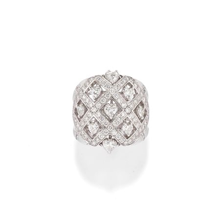 Anello con diamanti in oro bianco 18k